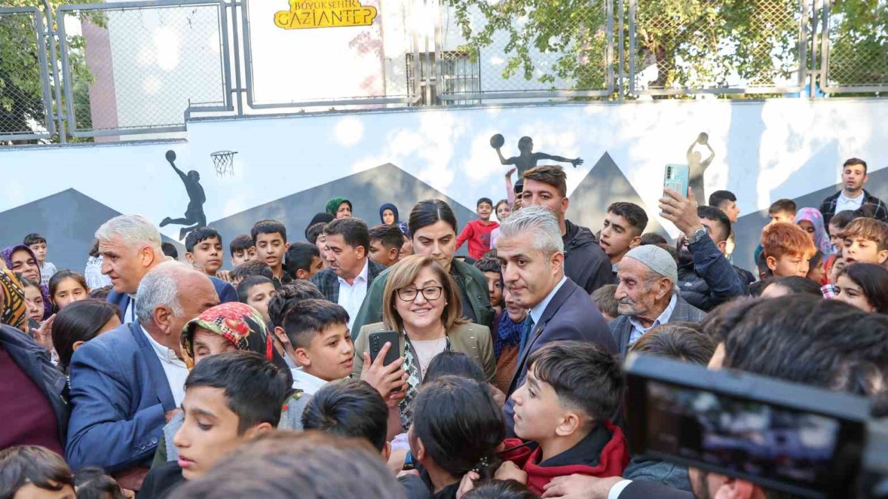 Hacıbaba Mahallesi’nde Fatma Şahin Rüzgarı!